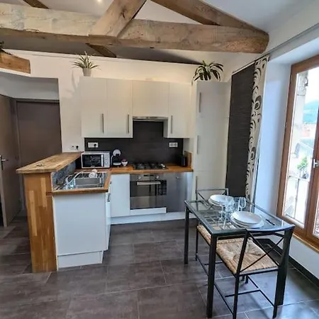 Spacieux T2 Avec Vue Beffroi